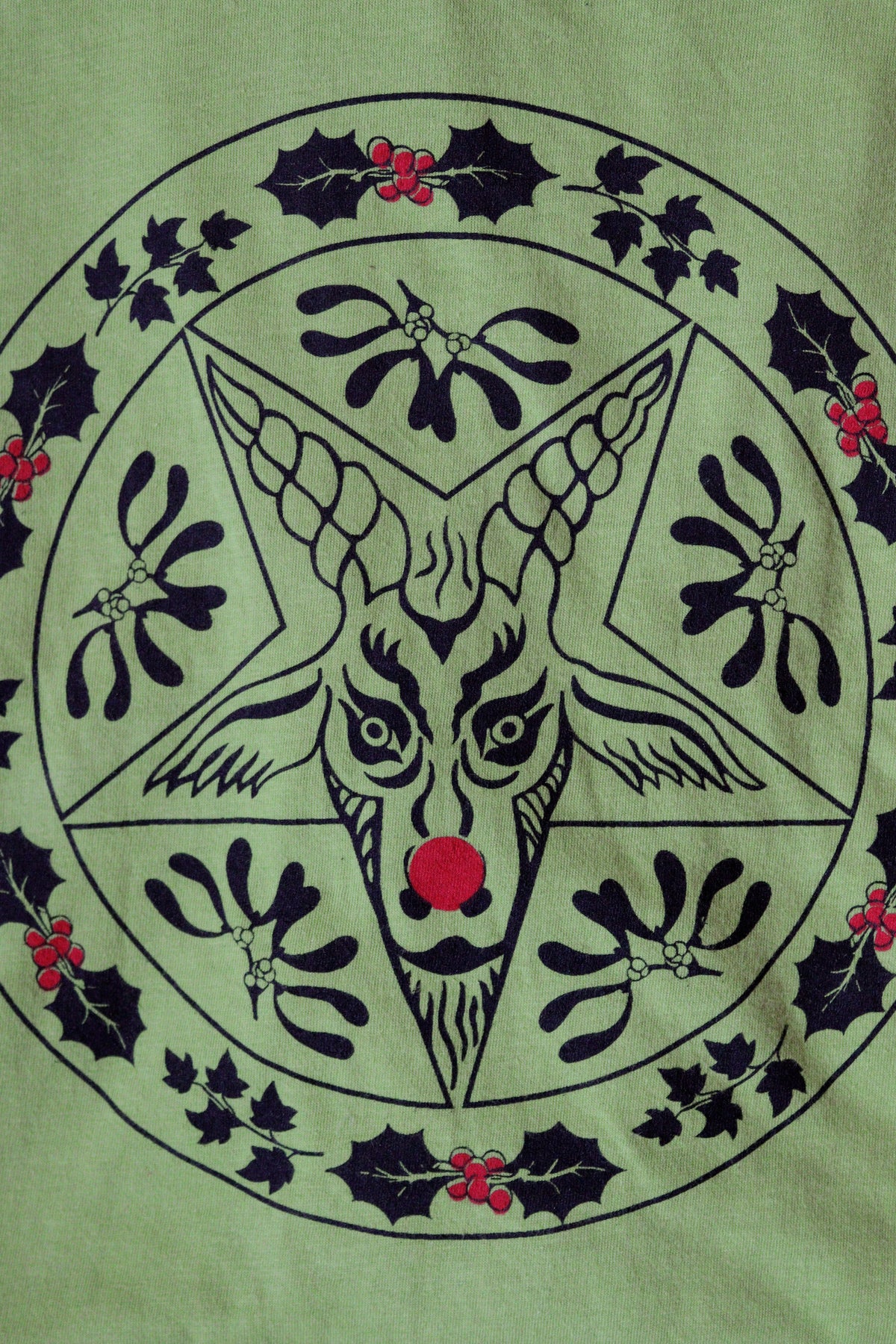 Yule Green Tshirt